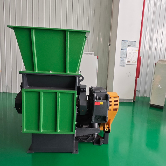 Hydraulic Single Shaft Shredder for Film Plastic 
